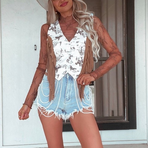 New Western Pearl Rhinestone Denim Shorts - Picture 3 of 8